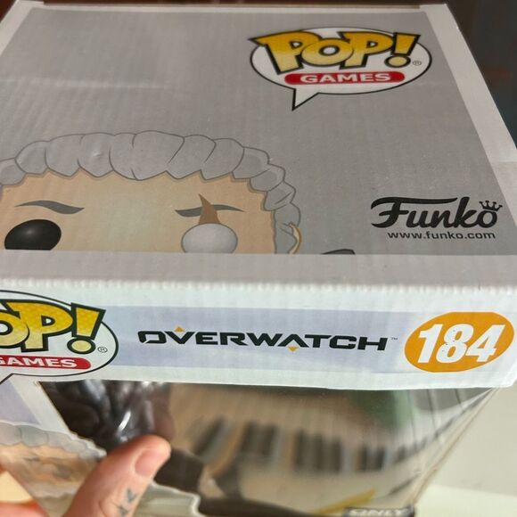 Funko Pop 8" Overwatch 184 Reinhardt Vinyl Figure in Black and Gray - Picture 6 of 13